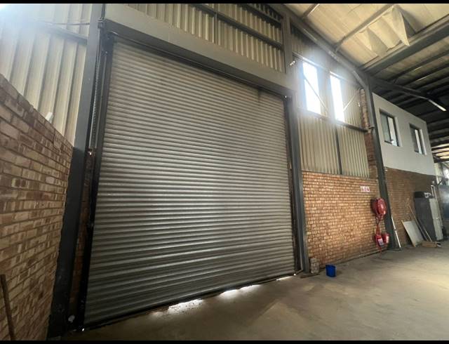 2,499M² WAREHOUSE FOR SALE IN SAMRAND BUSINESS PARK